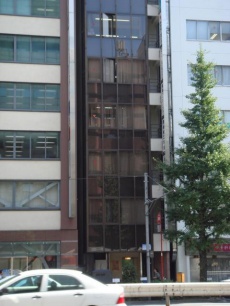 銀座グラスゲート