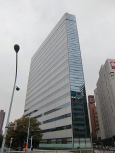 西新宿プライムスクエア外観