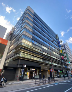 LUCID SQUARE UMEDA