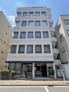 サンケエホワイトビル